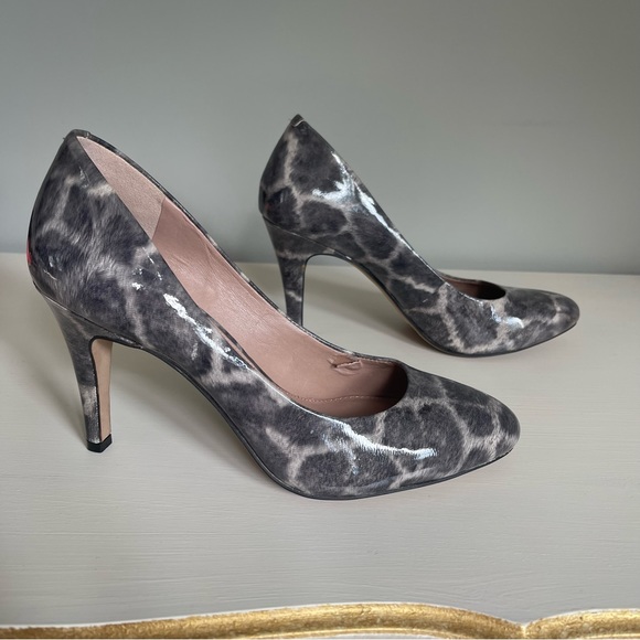 Vince Camuto Snake Pattern Heel Pump Sz 8 - Picture 3 of 6